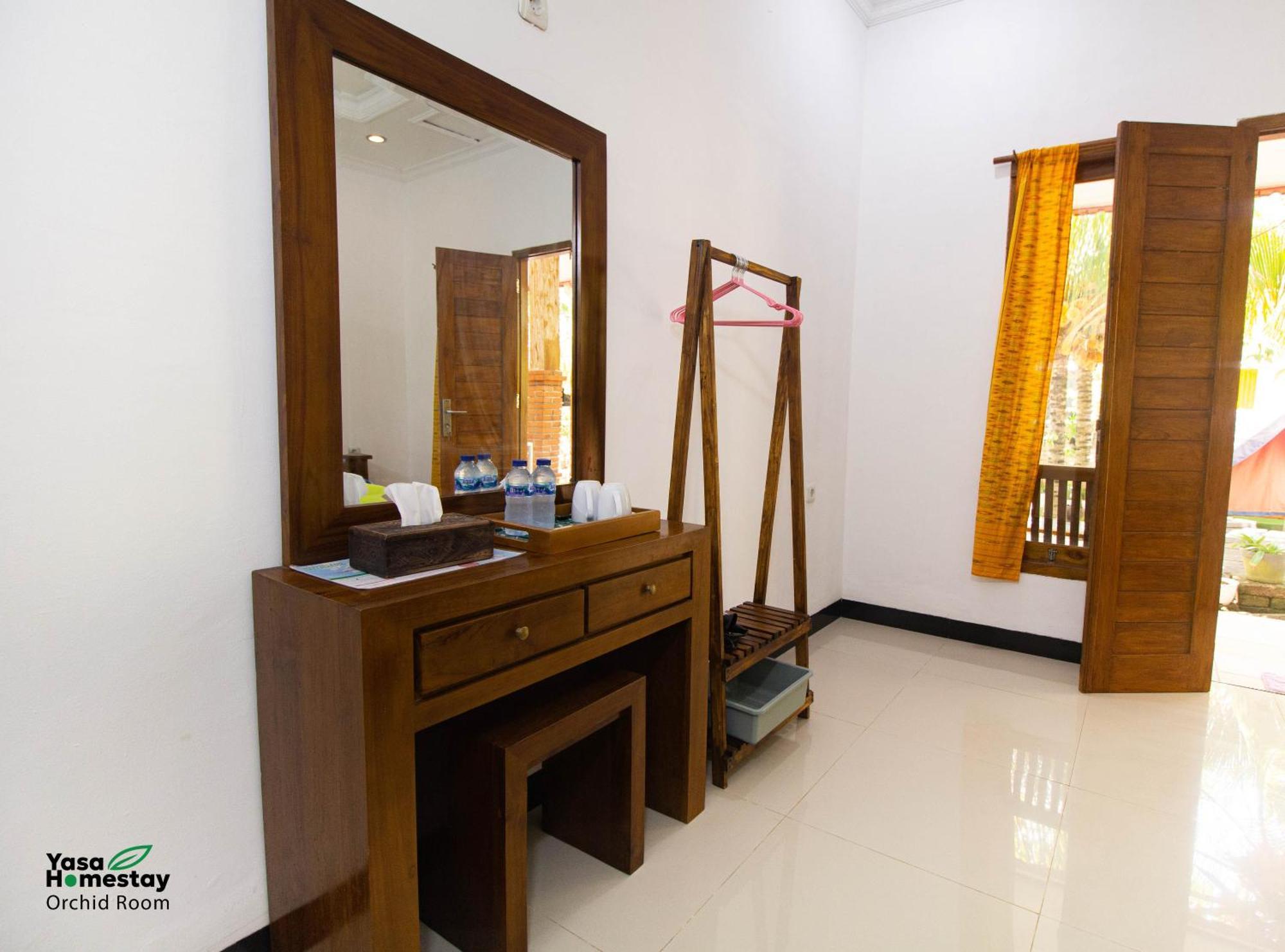Yasa Homestay Toyapakeh Exterior photo