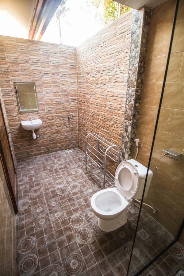 Yasa Homestay Toyapakeh Exterior photo